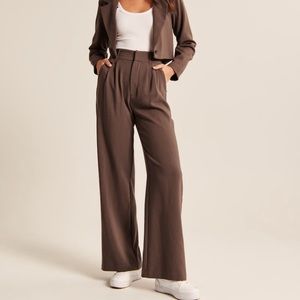 A&F Tailored Pant